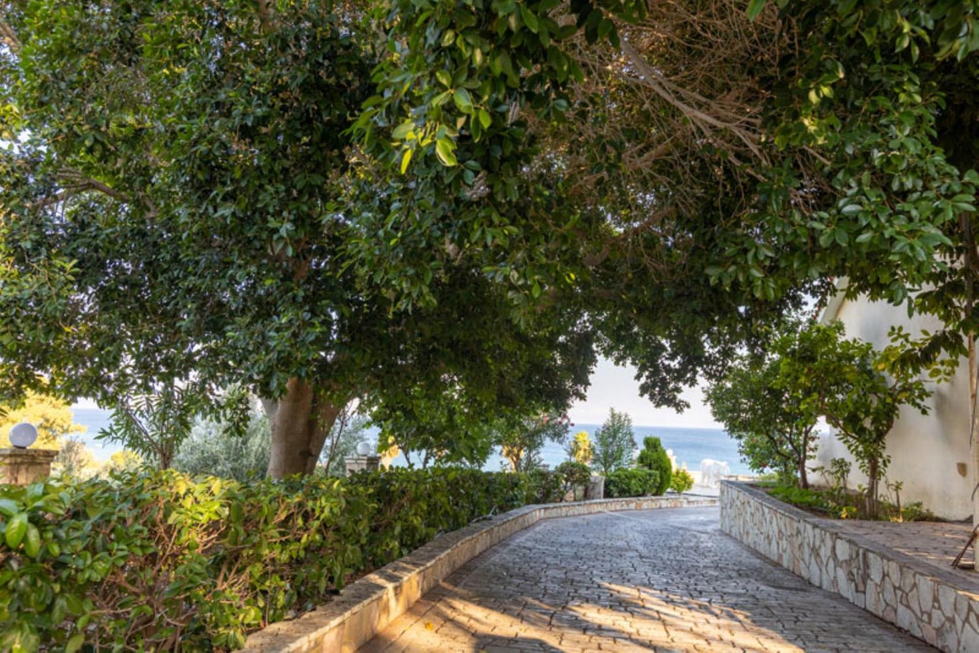 Pansion Koroni L'Antic Hotel Екстериор снимка
