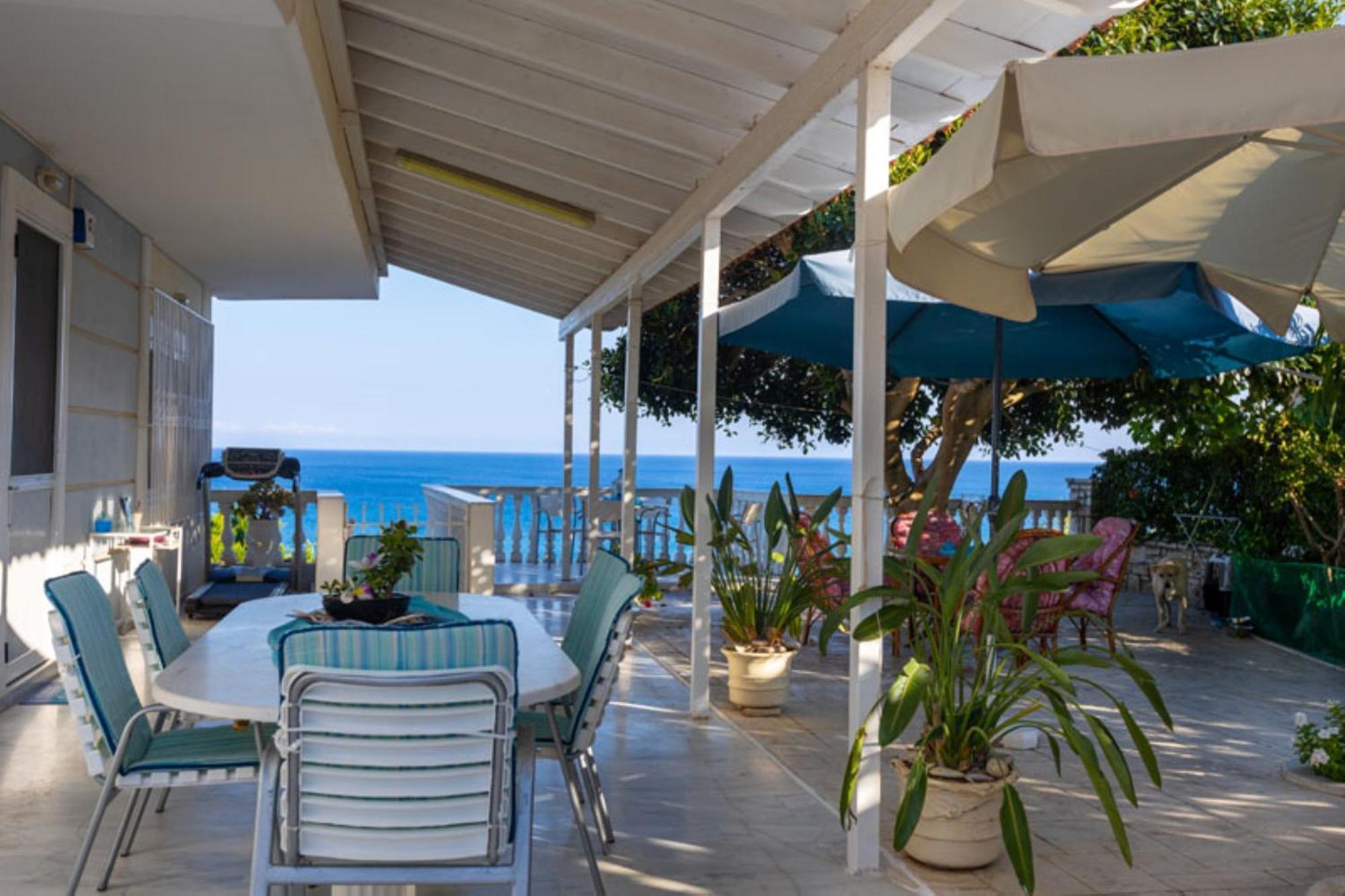 Pansion Koroni L'Antic Hotel Екстериор снимка