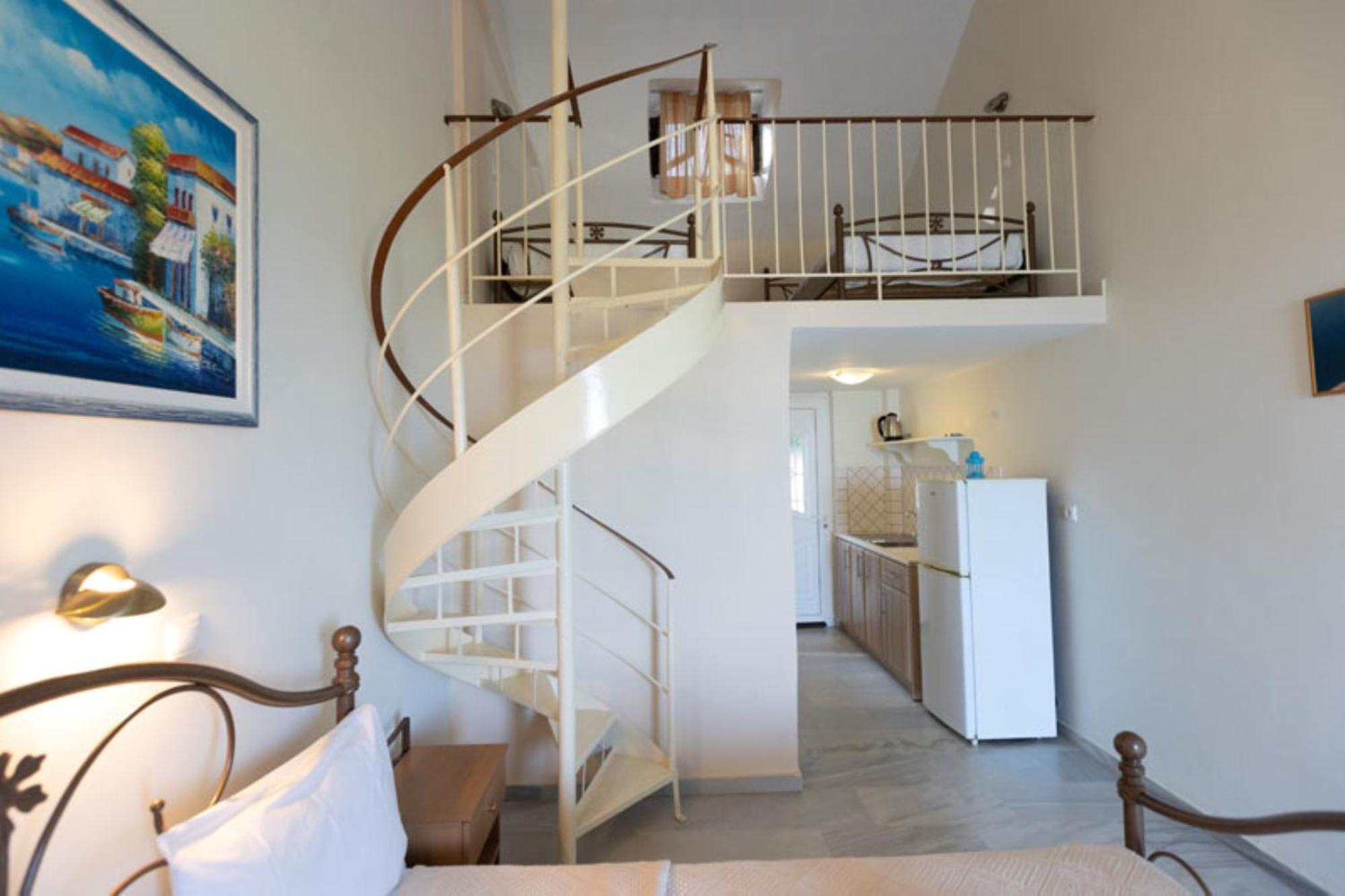 Pansion Koroni L'Antic Hotel Екстериор снимка