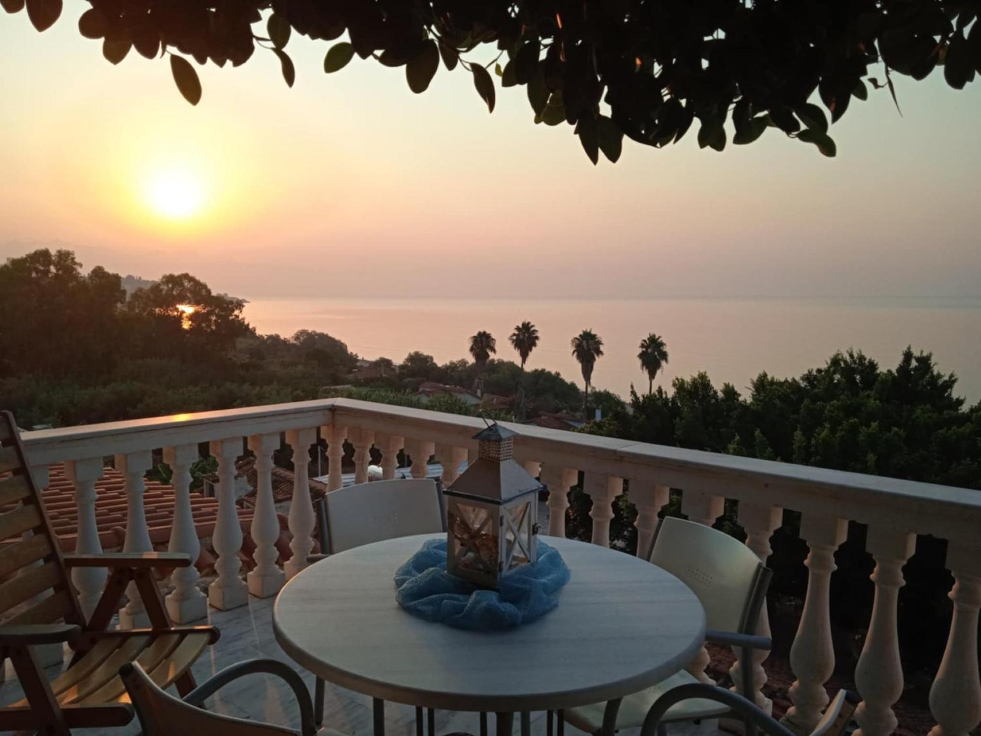 Pansion Koroni L'Antic Hotel Екстериор снимка